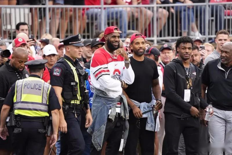 斗类派对游 斗类派对游